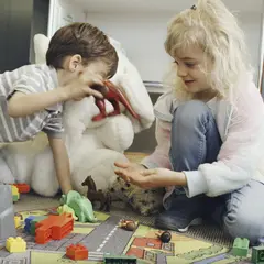Vídeo: Un corazón para las manos de los niños